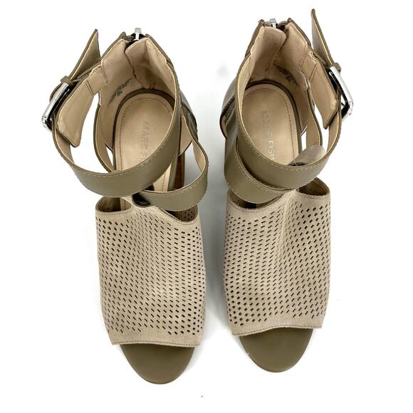 Marc Fisher Taupe Gabie Stacked Heel Open Toe Suede Ankle Strap Sandal 8.5 - Picture 5 of 9
